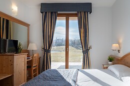 HOTEL CANOVA SPORT & RELAX