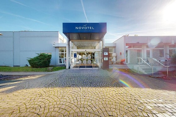 NOVOTEL EVRY COURCOURONNES - photo 0