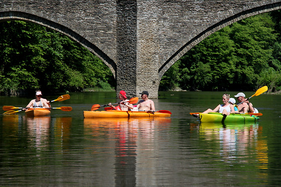 Descente en Stand Up Paddle pour 3 - Semois Kayaks - rendez-vous à Poupehan (Luxembourg)