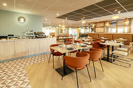 Sure Hotel by Best Western Caen Memorial ***