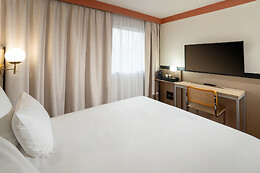 Sure Hotel by Best Western Caen Memorial ***