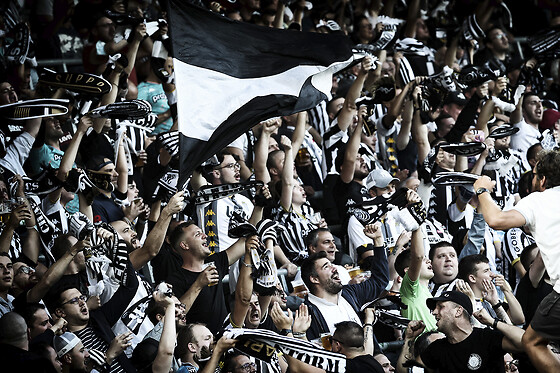 Royal Charleroi Sporting Club - 2 places