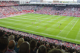 Manchester United - 2 places