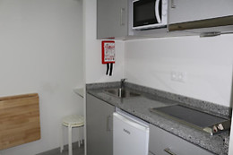 BIKE SUITE & LOUNGE