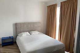 BIKE SUITE & LOUNGE