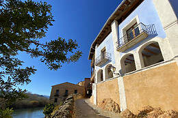 PALAU DE MIRAVET