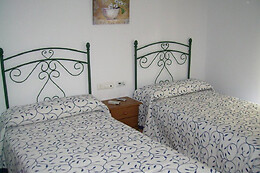 HOTEL  DELPHOS