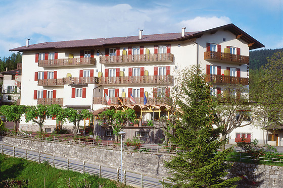 Hotel Panorama Wellness & Resort - photo 10