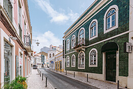 19 TILE BOUTIQUE HOUSE