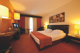 VILA GALE SANTA CRUZ 4*