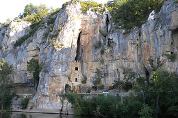 Les Falaises