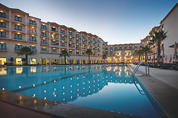 VILA GALE SANTA CRUZ 4*