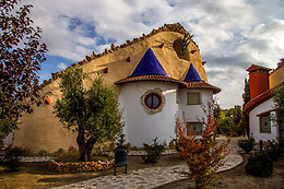 CUEVAS LA GRANJA